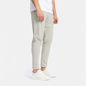 Ensemble survêtement jogging zippé de qualité supérieure avec logo et couleur personnalisés pour hommes – Idéal pour la gym et le sport – Collection Fashionware - Product Image 6