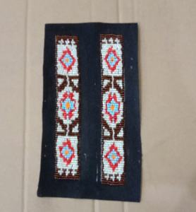 Parches hechos a mano con cuentas de semillas de flores negras, parches con cuentas de perlas, abalorios étnicos, parches artesanales nativos, bordado personalizado - Product Image 3