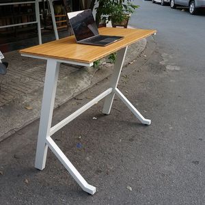 Escritorio Ergonómico Minimalista SFBD003, de Madera TRE P con Patas en 'Y' de Hierro, 105 cm de Altura - Product Image 3