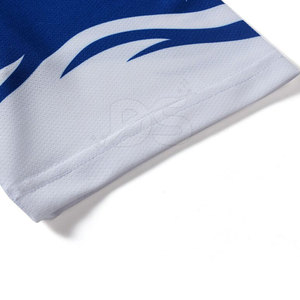 ชุดฟุตบอลผู้ชายขายดี ราคาถูก ผลิตจากโพลีเอสเตอร์ 100% แห้งเร็ว น้ำหนักเบา ระบายอากาศได้ดี คุณภาพสูง รับสั่งทำ - Product Image 5