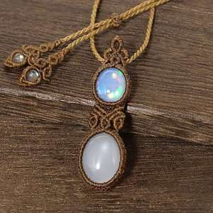 Collier tendance en laiton avec sertissage en macramé, motif soleil rutile, réglable, cadeau tendance, bijoux pour femmes, tenue de mariage HARI - Product Image 4