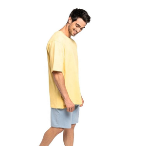 เสื้อยืดแขนสั้นฮิปฮอปทรงโอเวอร์ไซส์ผ้าคอตตอนหนา 230 กรัม 100% คอตตอน สำหรับผู้ชาย รุ่นขายดีปี 2025 แบบสั่งทำได้ - Product Image 3