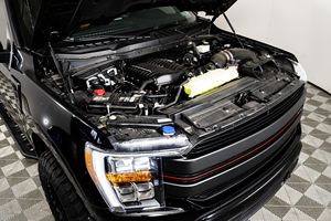 F-150 XLT Saleen Sportruck XR Yellow Label 4x4 2022, V8 suralimenté de 740 ch, kit de rehausse de 2,5 pouces, pneus de 35 pouces - Product Image 5