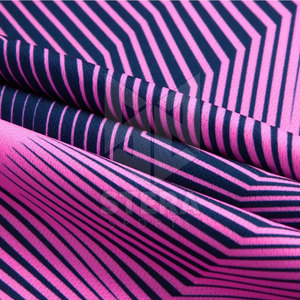 2025 uniforme de fútbol con logotipo personalizado impreso para hombres, conjunto de tamaño adulto que incluye camiseta, técnica de corte automatizado para ropa deportiva de equipo - Product Image 4