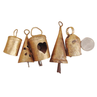Campanaccio Multi-formato in metallo con finitura rustica di vendita calda a forma di tazza campane di mucca in ferro fatte a mano di alta qualità per cavallo cammello pecora gatto