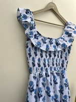 Robe smockée en velours côtelé blanc et bleu à motifs floraux, bretelles à volants, col carré, coupe droite, écologique, coupe trapèze, pour l'été, décontractée, usage quotidien
