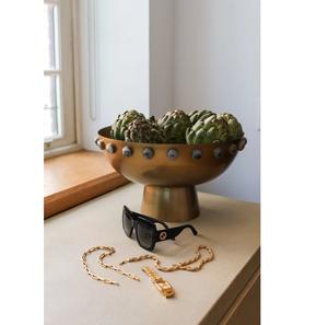 Bol de service en métal fait à la main avec finition dorée, polissage lisse et radieux, écologique et durable, design moderne et luxueux - Product Image 1