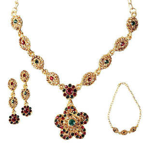 Conjunto de joyería fina Kriaa 1100802 piedra austriaca y Collar chapado en oro con pulsera - Product Image 1