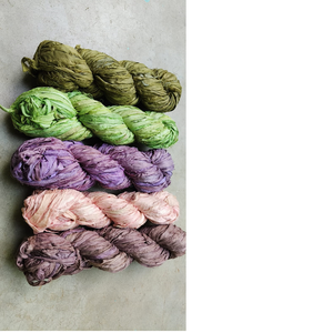 Madejas de 100 gramos hechas a medida de hilos de cinta de seda Sari reciclados colores surtidos para tejer bordado - Product Image 1