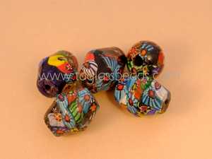 Cuentas de vidrieras Vintage antiguas gruesas grandes de tamaño 20*20 MM Ideal para diseñadores de joyas y Tiendas de Cuentas - Product Image 4