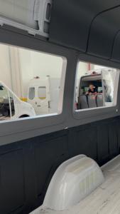 Cortinas Ocultas de Plástico ABS Duradero para MB Sprinter, Kits Interiores para Vehículos Comerciales, Caravanas, Furgonetas y Autocaravanas - Product Image 2