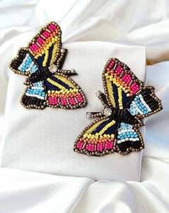 Boucles d'oreilles à perles de la meilleure conception, bijoux de mariage pour les mariées, boucles d'oreilles personnalisées pour les occasions spéciales, à bas prix par HFCRAFTS - Product Image 6