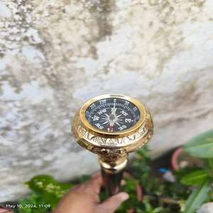 ไม้เท้าทองเหลืองและไม้เดินเข็มทิศของขวัญของขวัญทองเหลืองอ้อยไม้ของขวัญสำหรับคนชราด้ามจับทองเหลืองสำหรับผู้ชายและผู้หญิง - Product Image 1