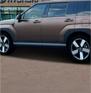 D'occasion en Bon état 2024 Hyu-ndai Santa Fe Hybrid Limited FWD avec sièges en cuir Direction gauche Intérieur sombre - Product Image 1