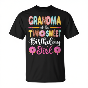 Maglietta Promozionale Personalizzabile per il 2° Compleanno della Nonna delle Due Dolci Ciambelle, Design per Occasioni Speciali - Product Image 2