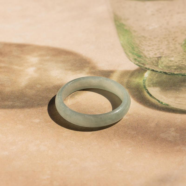 Wholesale natural jadeite ring jewelry straight edge men's and women's jadeite ring