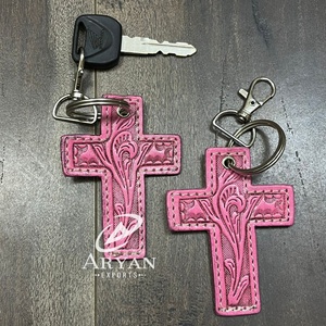 Porte-clés en cuir de vache véritable fait à la main, vente chaude 2025, avec un design unique et un charme de porte-clés pour les cadeaux et les promotions - Product Image 1