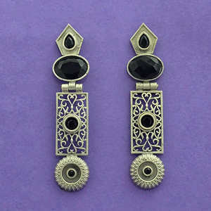 Pendientes clásicos de moda chapados oxidados por el exportador indio de joyería artificial - Product Image 1