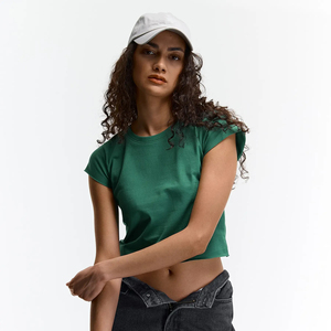 T-shirt court vert à manches courtes pour femme, 100 % coton, bords bruts, coupe ajustée, design personnalisé, streetwear, haut premium - Product Image 1
