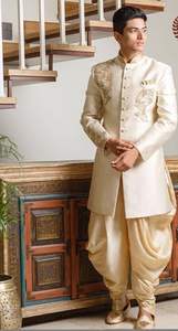 2024 elegante hermoso bordado dorado Sherwani Dhoti zapato a juego adornado cuentas de cristal Dabka trabajo de talla grande - Product Image 2