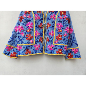 Chaqueta Acolchada Ligera con Bordado Indio para Mujer, Prenda de Invierno Transpirable, Ecológica y Reversible de Seda - Product Image 5