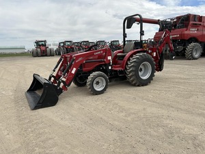 Tracteur agricole Case IH FARMALL 25A 4x4 2026 – Machine agricole robuste avec moteur puissant et capacité d'exploitation en terrain accidenté optimisée - Product Image 1