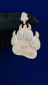 จี้ฮิปฮอป Iced Out BIG MADDOG ประดับเพชรโมอิสซาไนต์ทรงกลม ดีไซน์หรูหรา ทำจากเงินแท้ 925 ของขวัญเครื่องประดับชั้นดี จี้และชาร์ม - Product Image 3