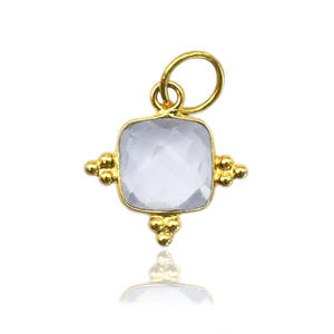 Colgante de piedras preciosas de cuarzo de cristal, abalorio de piedra facetada con forma de cojín, colgante de fianza individual con bisel, joyería minimalista pequeña para mujer - Product Image 1
