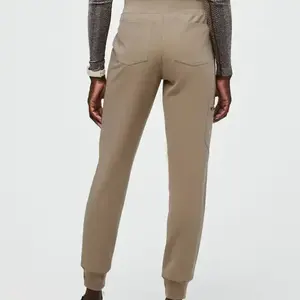 2025 OEM Medical Regular Scrub Sets Hombres Enfermería Scrubs Cómodo para hombres Jogger Scrubs Set para Unisex - Product Image 5