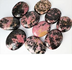 Prix pas cher et Super qualité sur Soha Agate pierre naturelle rose rhodonoite cristal pierres de palme pour massage et cadeaux en vente - Product Image 5