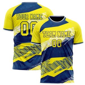 Ensemble de maillot de football pour hommes, logo personnalisé, uniforme de football sublimé, vente en gros, polyester, t-shirt de sport à séchage rapide pour joueur - Product Image 3