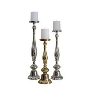 Bougeoirs de pilier décoratifs d'angle de salon bougeoir en métal élégant nickelé avec une bonne qualité - Product Image 2