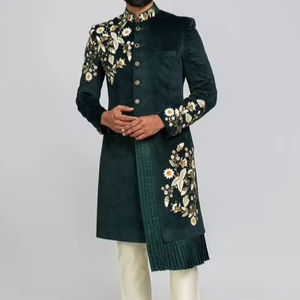 2024 estilizado novio Sherwani pantalón en botella verde adornado dorado Zari bordado Dabka trabajo cuentas de cristal de talla grande - Product Image 1