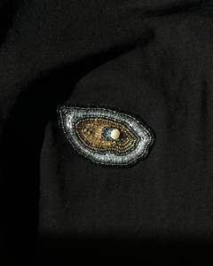 Accesorio de Moda Personalizado, Hermoso y Elegante, con Cuentas Bordadas a Mano, Diseño de Autobús de Nueva York - Product Image 2