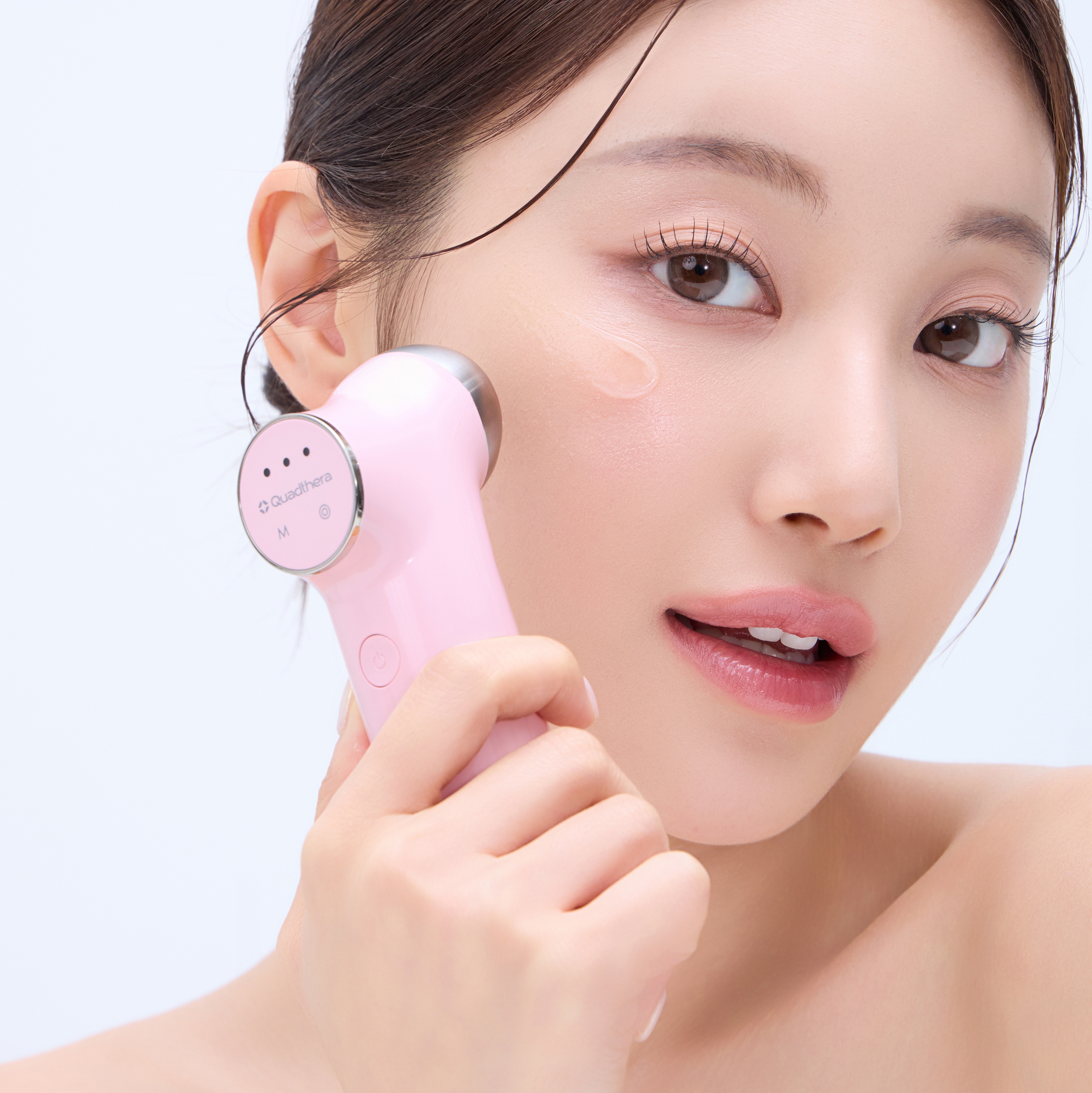 Quadthera] Beauty Device Minitune Pink Rechargeable Home Beauty