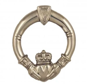 Poignée de porte en laiton unique faite à la main, design moderne, métal massif poli, décoration pour la maison, disponible en gros, prix de gros, vis - Product Image 3