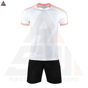 Uniforme de fútbol Unisex de alta calidad secado rápido transpirable 100% poliéster cuello redondo manga corta ropa deportiva para atletas fútbol - Product Image 2