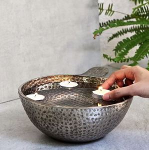 Cuenco irrompible de níquel ahumado de textura martillada de alta calidad con mango para plantas y velas decorativas - Product Image 5