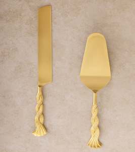 Serveur de gâteau en laiton, motif de design vintage complexe, finition dorée de qualité supérieure, ustensile de fête de mariage élégant, aux prix de gros. - Product Image 4