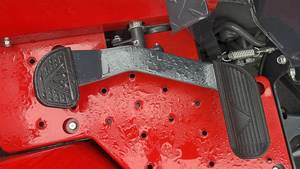Tractor Massey Ferguson 1825E 2024: Potencia Utilitaria Compacta con Eficiencia Comprobada - Product Image 5