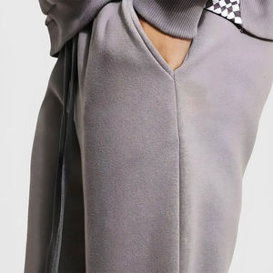 Sudadera con Capucha y Pantalones Deportivos de Algodón 100% Transpirable con Diseño de Logotipo Personalizado para Hombre - Product Image 4