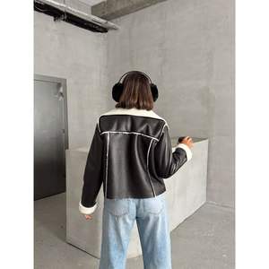 Chaquetas de Cuero Laminado con Cierre para Mujer, Producto al por Mayor - Product Image 6