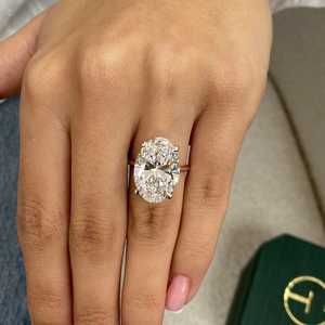 Anillo de compromiso de diamante cultivado en laboratorio con corte ovalado certificado IGI, anillo de bodas de oro sólido de 14K, aniversario de mujer fina personalizado con claridad VVS - Product Image 1