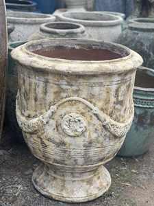 Macetas de Cerámica Esmaltada de Vietnam, Estilo Moderno, Decoración para Hogar, Jardín, Interior y Exterior, Fabricante UNI EXIM, Diseño Único - Product Image 4