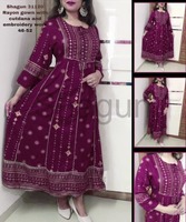 Kurti Panjang Wanita Desainer Terbaru India, Multi Warna, Katun Rayon, Bahan Stretchable, Harga Terjangkau, Pasar Surat Gujarat, Pakaian Etnik