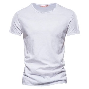 เสื้อยืดคอกลมแขนสั้นผู้ชายสีพื้นผ้าฝ้าย 100% พิมพ์ลายดิจิทัล ระบายอากาศได้ดีและเป็นมิตรกับสิ่งแวดล้อม - Product Image 6