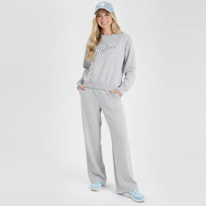 Conjunto sudadera informal con logotipo impreso personalizado para mujer - Product Image 1