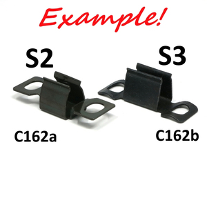Clip de resorte para montaje de la insignia frontal 'Innocenti' Lambretta LI S2 + TV2 - Product Image 3