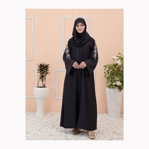 Mode femmes dubai abaya luxe modestie style lune broderie ouvert Abaya femmes robe musulmane - Product Image 2