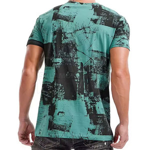 Camiseta Moderna para Hombre con Sublimación, Diseño Vibrante con Estampado Completo, Ajuste Cómodo, Diseñada para Uso Casual y al Aire Libre - Product Image 4